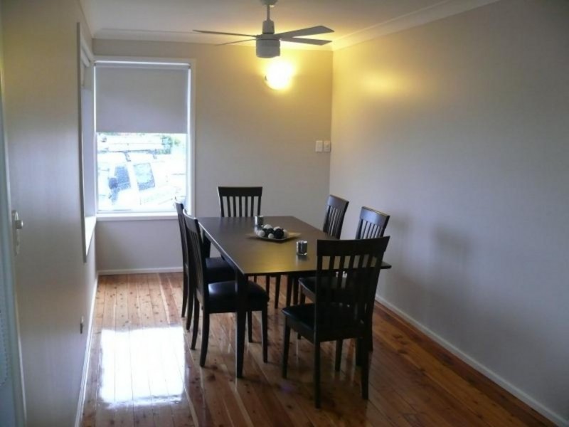 1 Topin Place, Moorebank NSW 2170