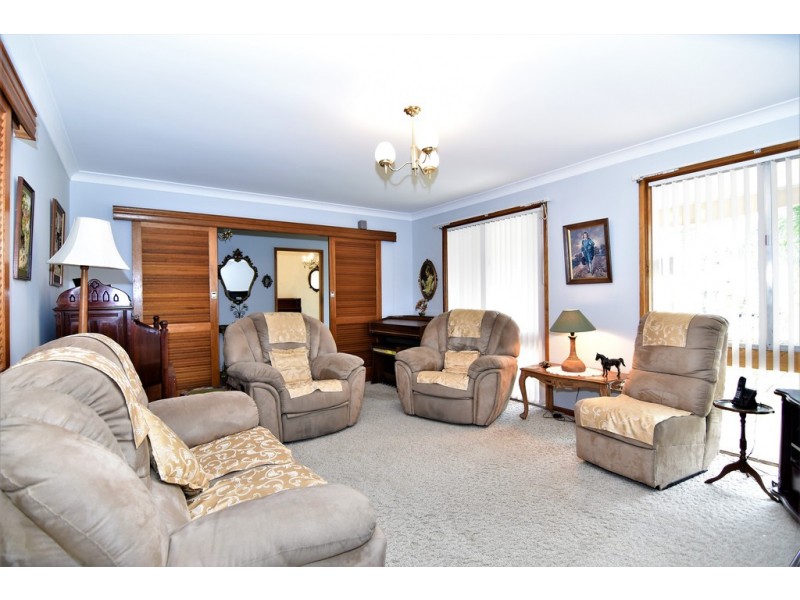 40 Clyde Avenue, Moorebank NSW 2170