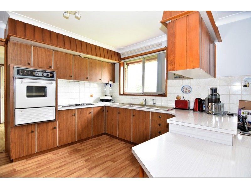 40 Clyde Avenue, Moorebank NSW 2170