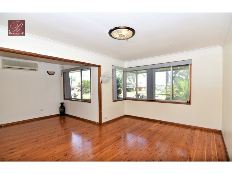 23 Hillcrest Avenue, Moorebank NSW 2170