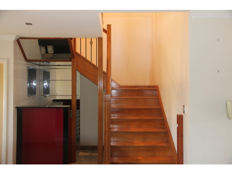 54b Rugby Cresent, Chipping Norton NSW 2170