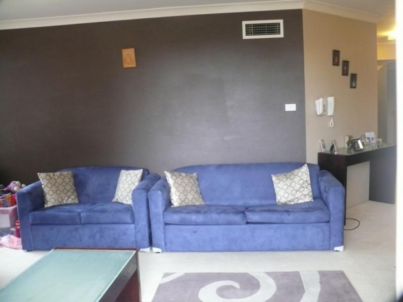 19/14 Frank Oliveri Drive, Chipping Norton NSW 2170