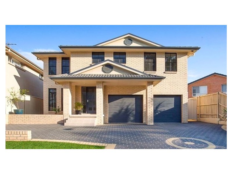 17 Sammut Crescent, Chipping Norton NSW 2170