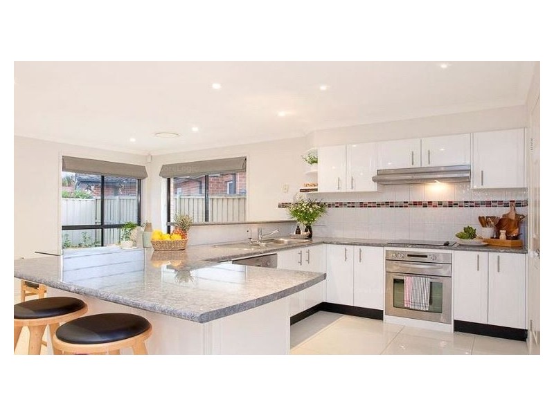 17 Sammut Crescent, Chipping Norton NSW 2170