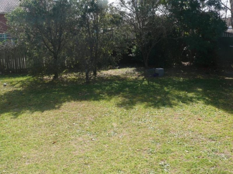 16 Flanagan Ave, Moorebank NSW 2170