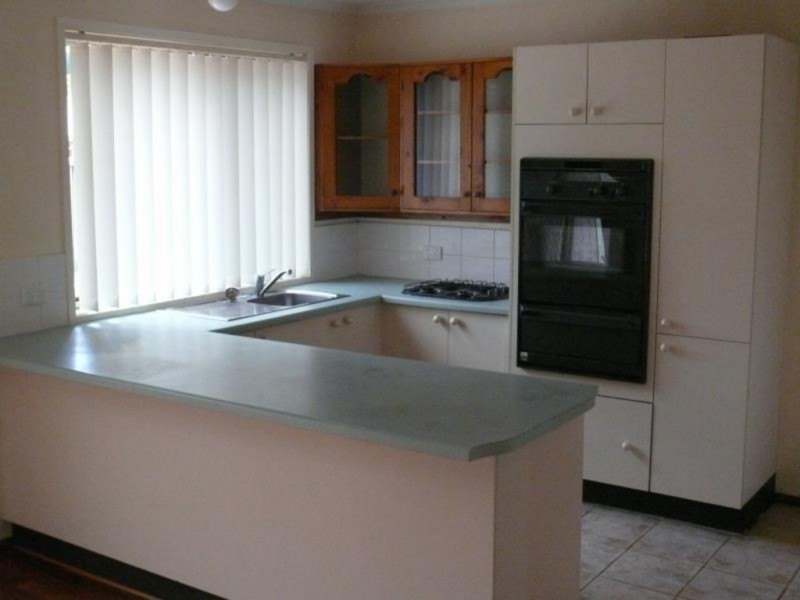 10B Wellwood Ave Moorebank, Moorebank NSW 2170