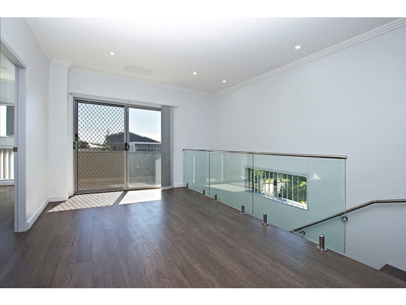 12 Edgecombe Avenue, Moorebank NSW 2170