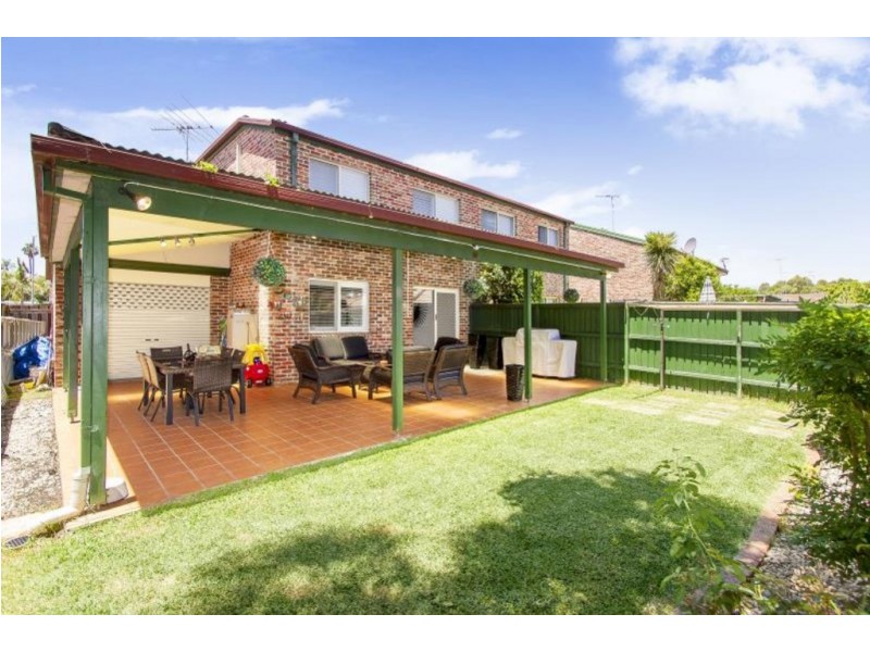 9A Wellwood Ave, Moorebank NSW 2170