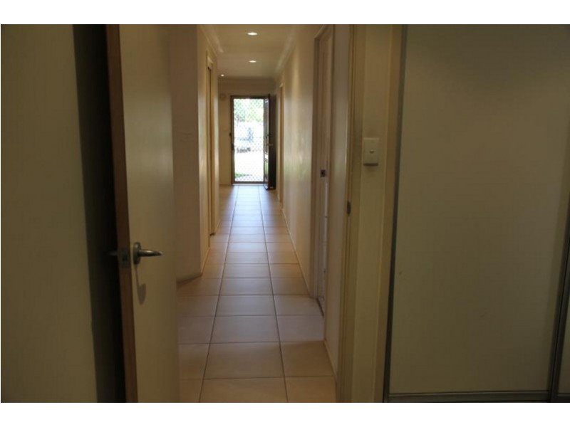 19 Morton Court, Wattle Grove NSW 2173