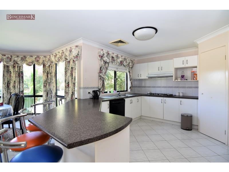 115 Ascot Drive, Chipping Norton NSW 2170