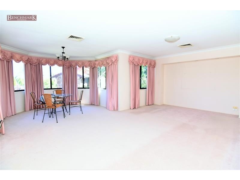 115 Ascot Drive, Chipping Norton NSW 2170