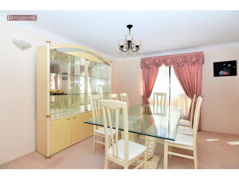 115 Ascot Drive, Chipping Norton NSW 2170