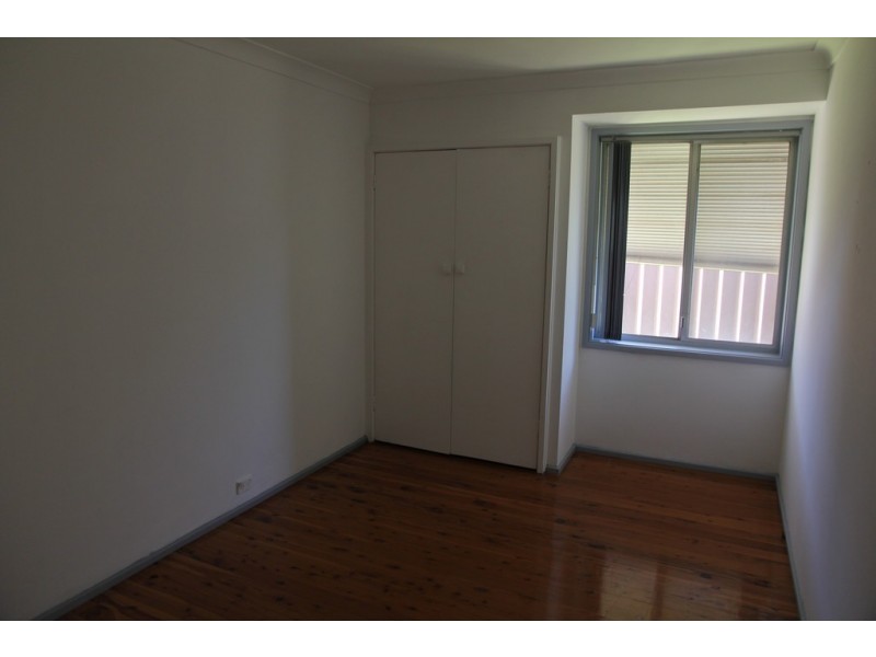 23 Hillcrest Avenue, Moorebank NSW 2170