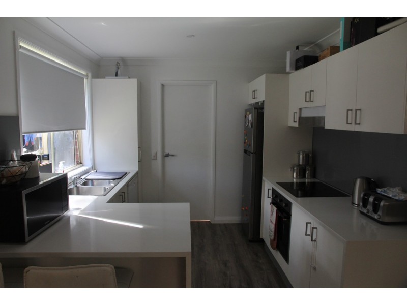 11/142 Heathcoate Road, Moorebank NSW 2170