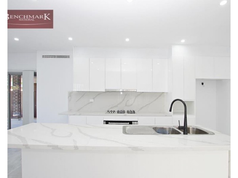 12B Edgecombe Avenue, Moorebank NSW 2170