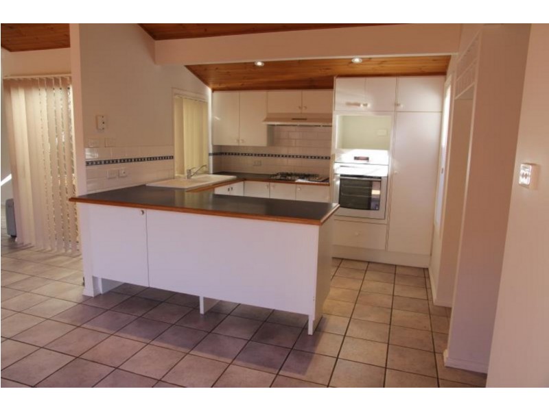 Wattle Grove NSW 2173