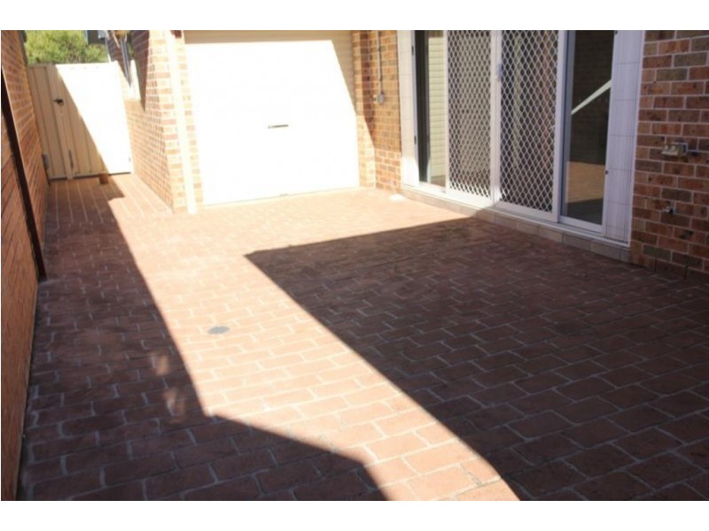 Wattle Grove NSW 2173