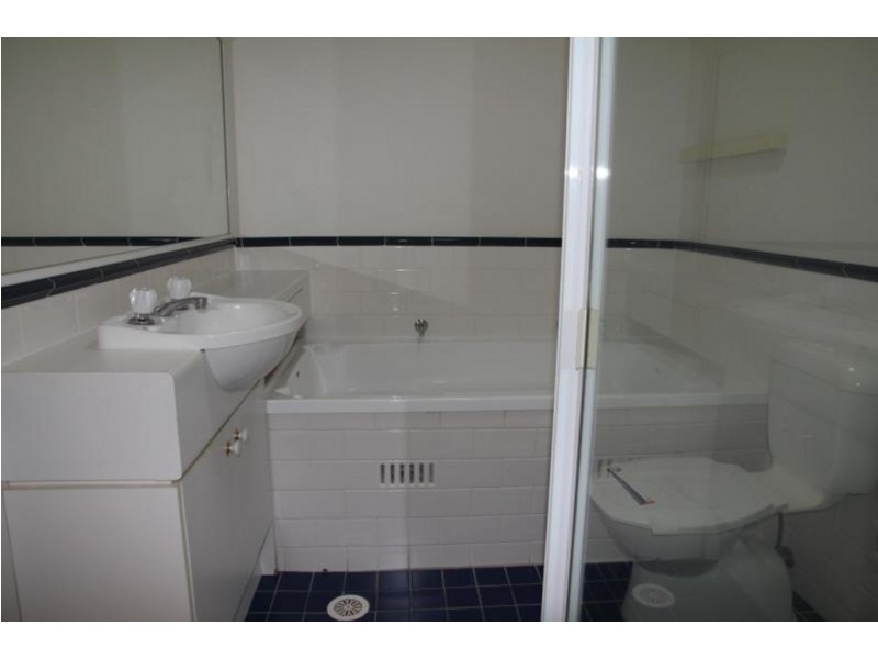 Wattle Grove NSW 2173