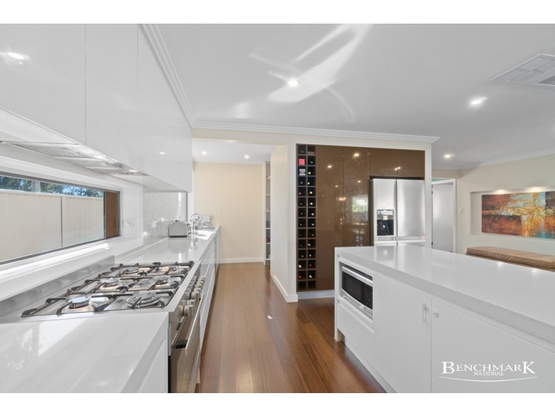 50 Woburn Abbey Court, Wattle Grove NSW 2173