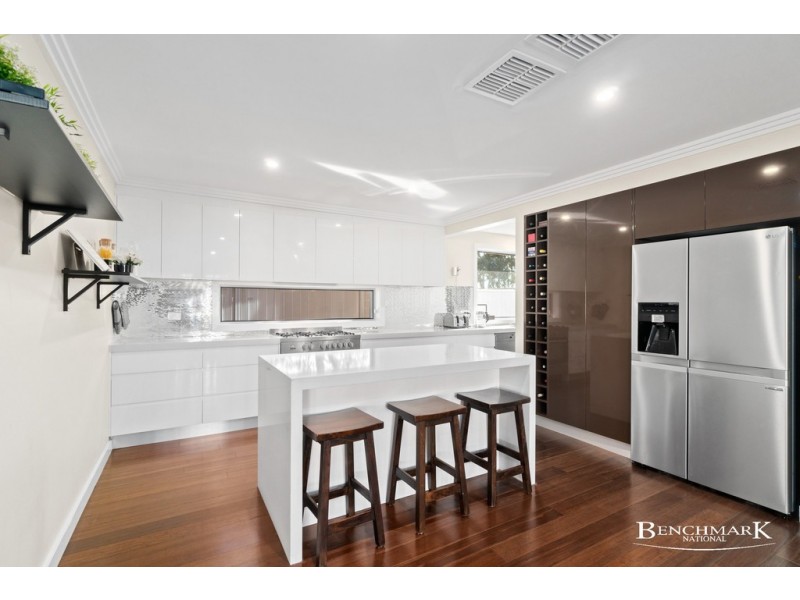 50 Woburn Abbey Court, Wattle Grove NSW 2173