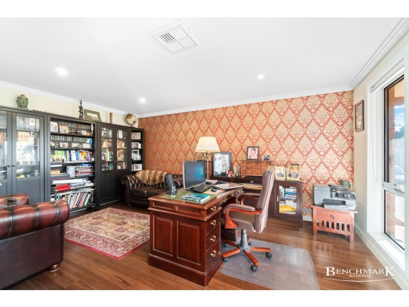 50 Woburn Abbey Court, Wattle Grove NSW 2173