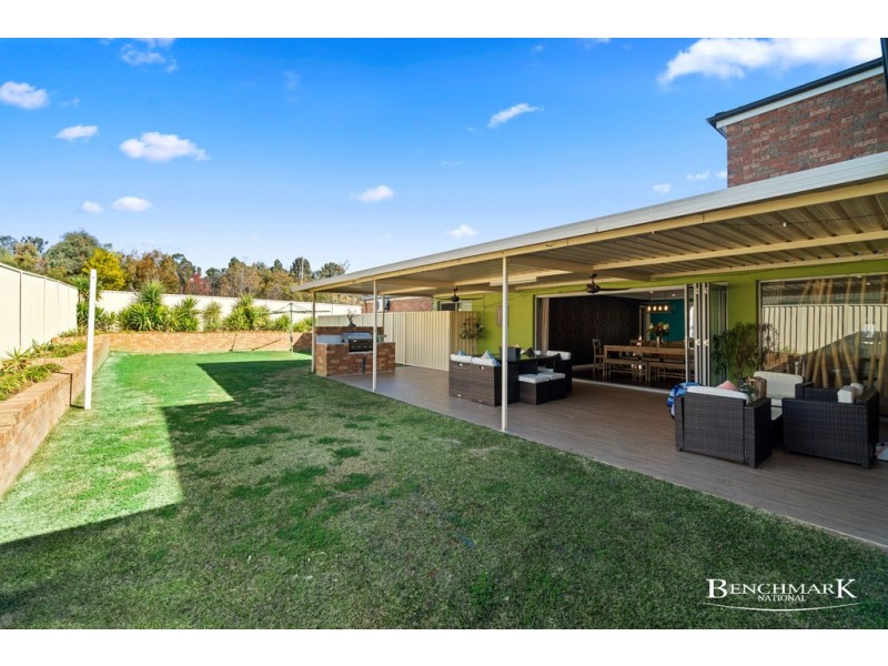 50 Woburn Abbey Court, Wattle Grove NSW 2173