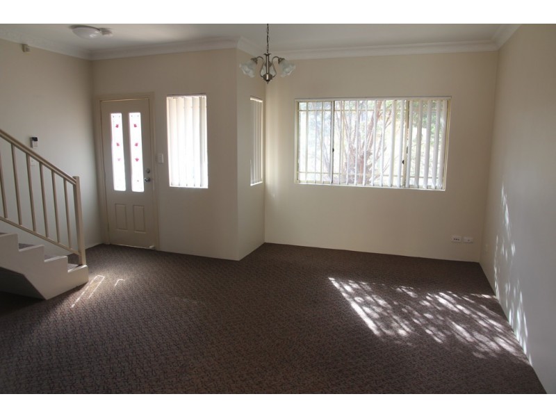 3/163 Epsom Road, Chipping Norton NSW 2170