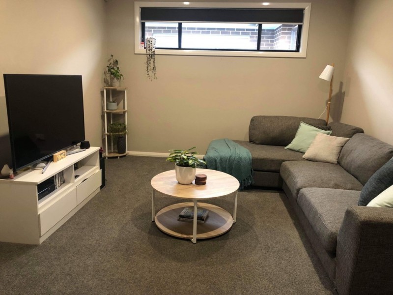 32 Phillips Avenue, Oran Park NSW 2570