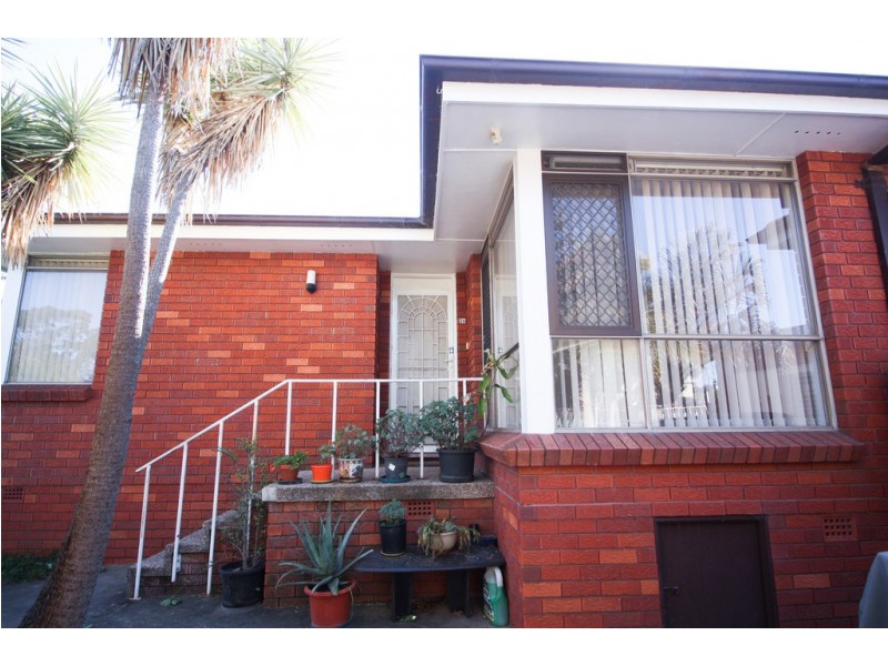 24 Burton ave, Moorebank NSW 2170