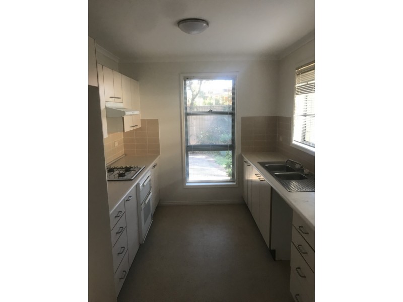 Unit 10 / 11 Armata Court, Wattle Grove NSW 2173