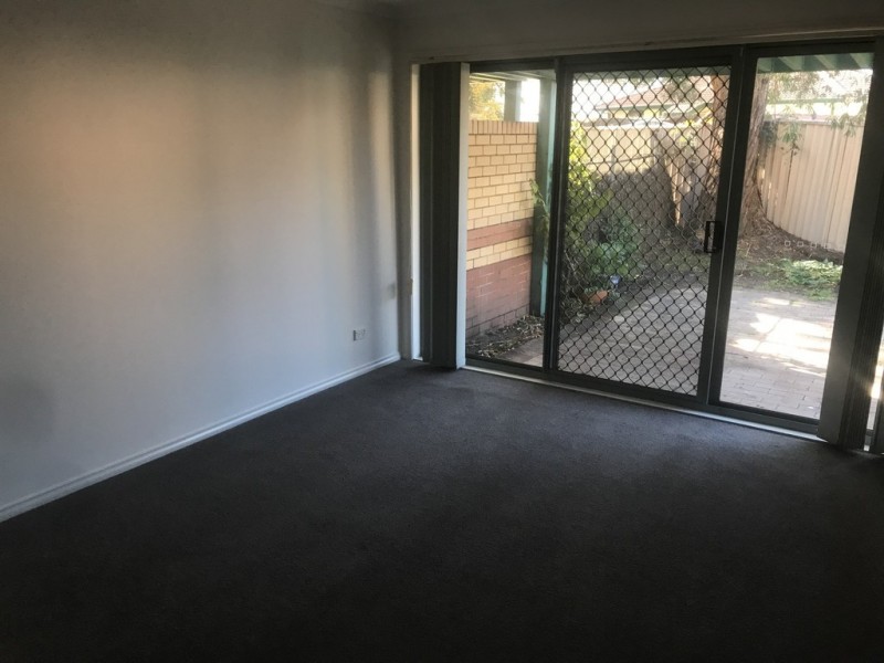 Unit 10 / 11 Armata Court, Wattle Grove NSW 2173