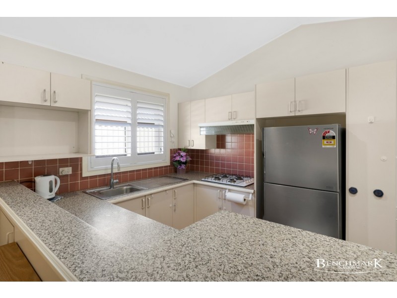 43 Wombeyan Court, Wattle Grove NSW 2173