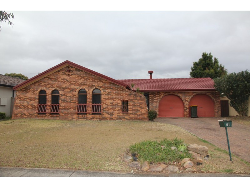 41 Ernest Avenue, Chipping Norton NSW 2170