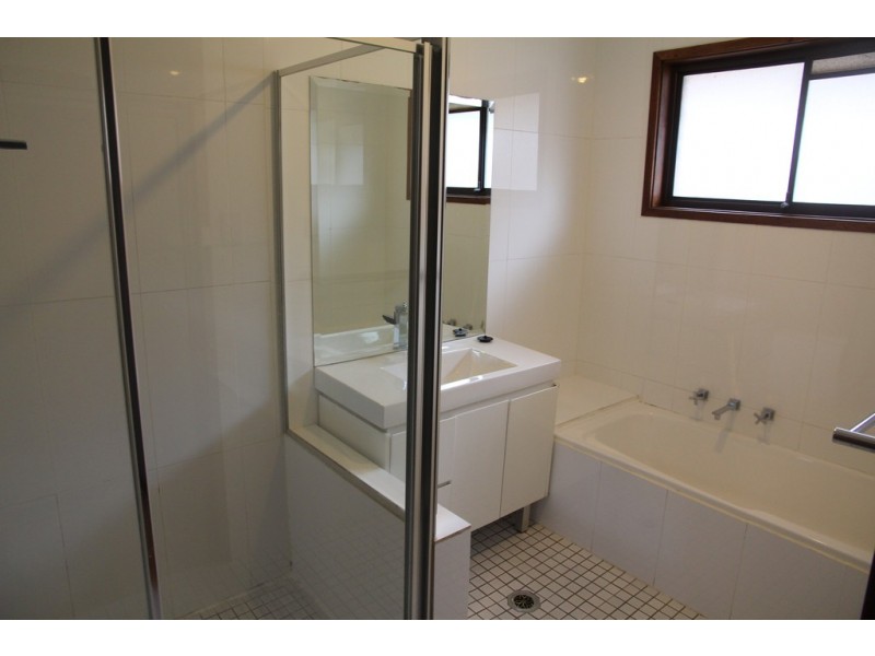 41 Ernest Avenue, Chipping Norton NSW 2170