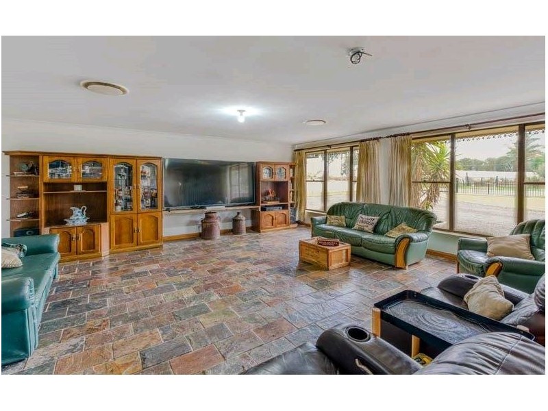 185 Tenth Avenue, Austral NSW 2179