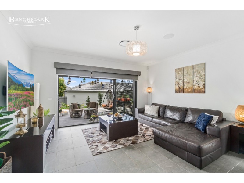 21 Mooney Avenue, Moorebank NSW 2170