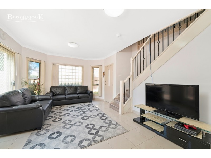 1/180 Newbridge Rd, Moorebank NSW 2170