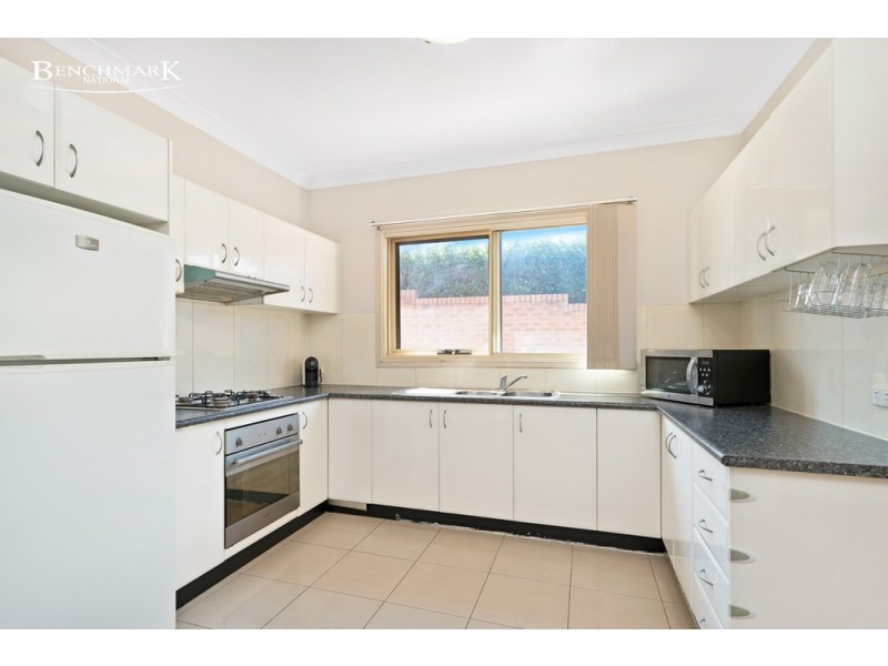 1/180 Newbridge Rd, Moorebank NSW 2170
