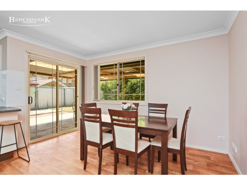 3/2 Wellwood Avenue, Moorebank NSW 2170