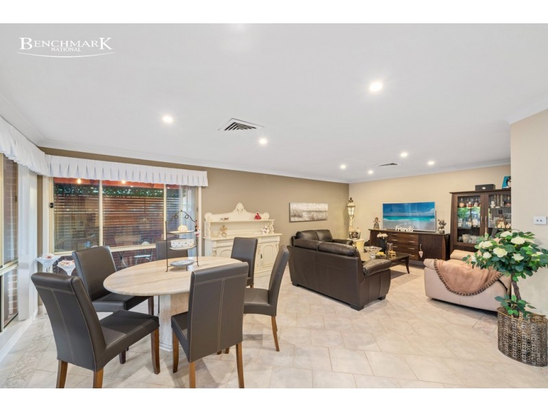 22 Ellesmere Court, Wattle Grove NSW 2173