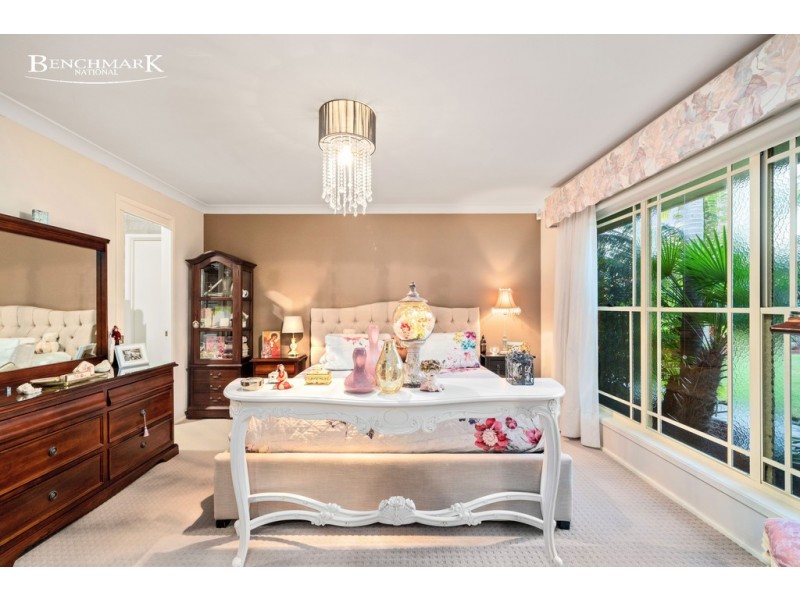 22 Ellesmere Court, Wattle Grove NSW 2173