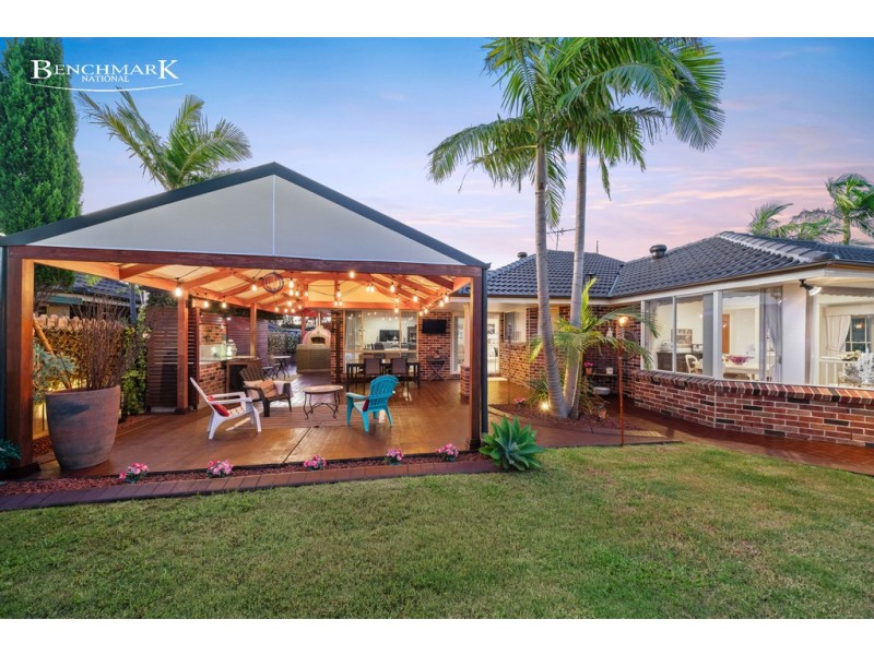 22 Ellesmere Court, Wattle Grove NSW 2173