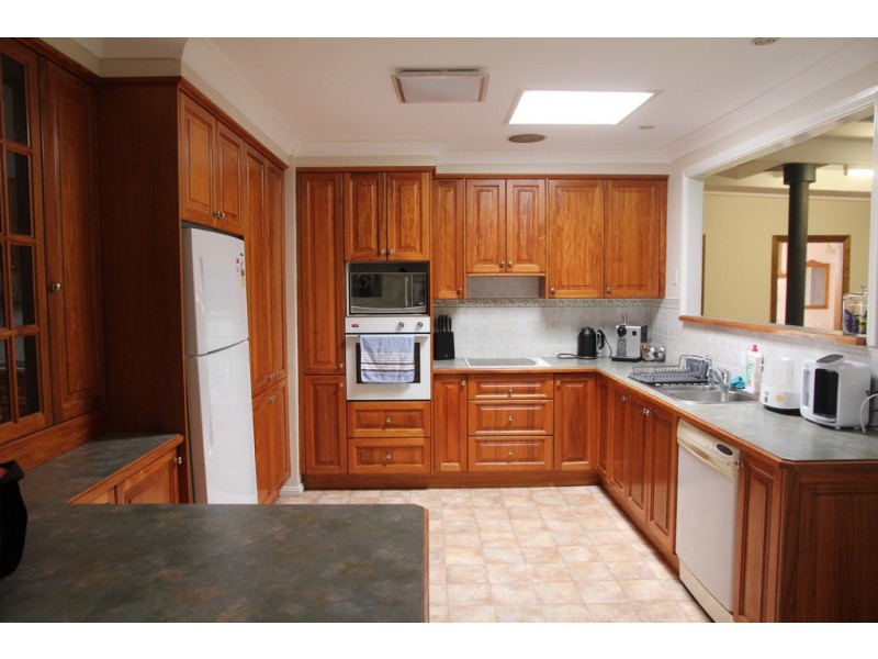 18 Lucas Avenue, Moorebank NSW 2170