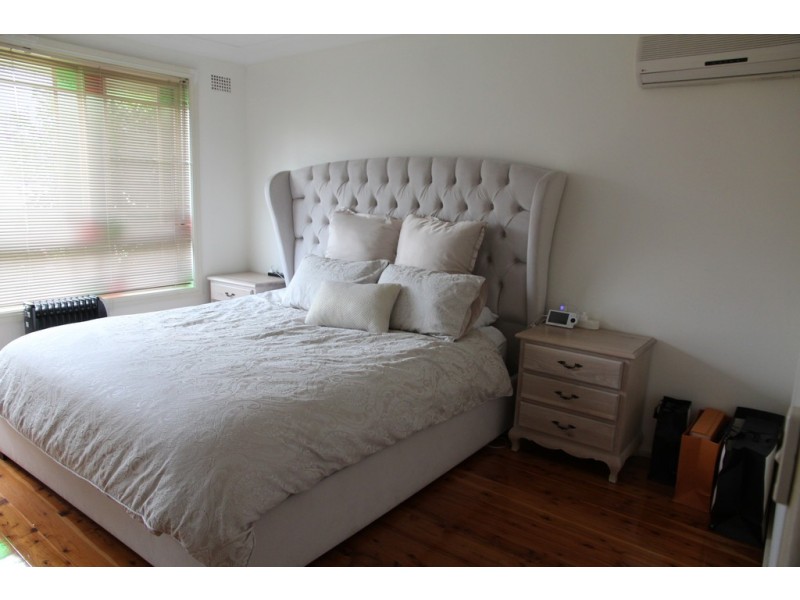 18 Lucas Avenue, Moorebank NSW 2170