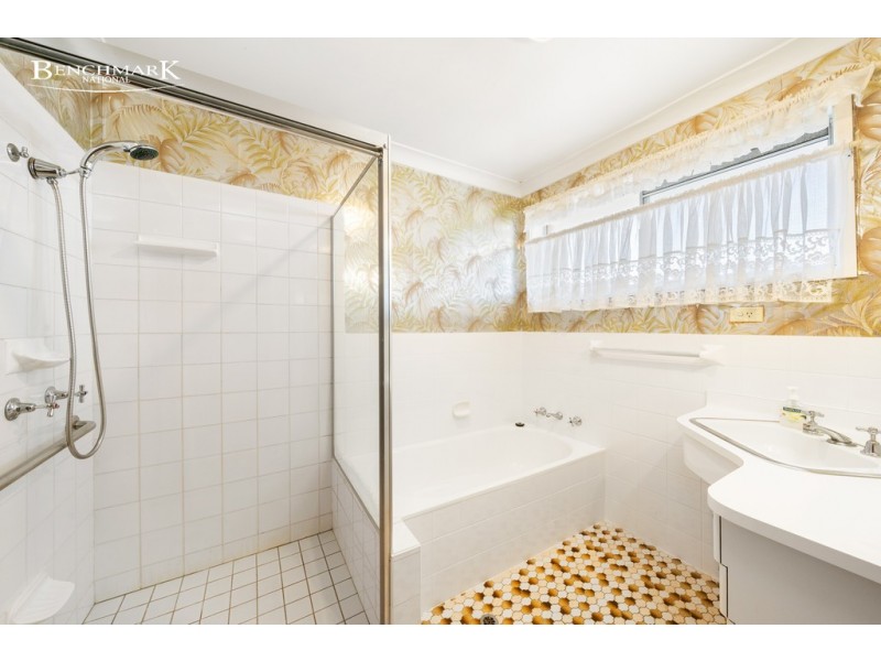 2 Burton Avenue, Moorebank NSW 2170