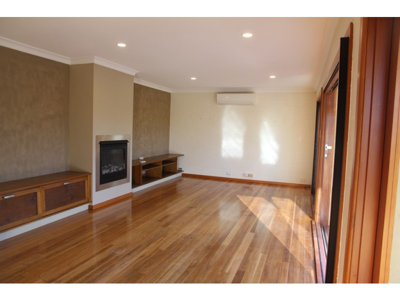 26 Burton Avenue, Moorebank NSW 2170