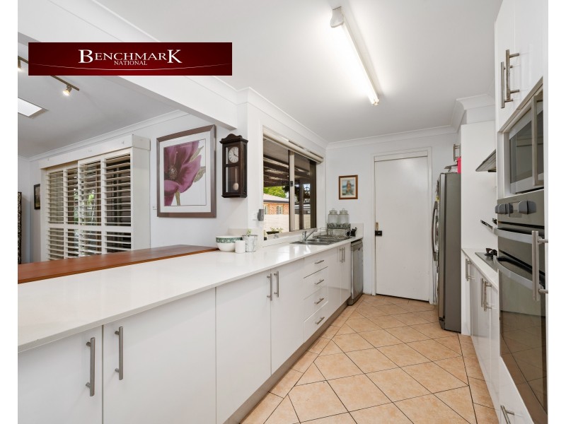 21 Baileyana Court, Wattle Grove NSW 2173