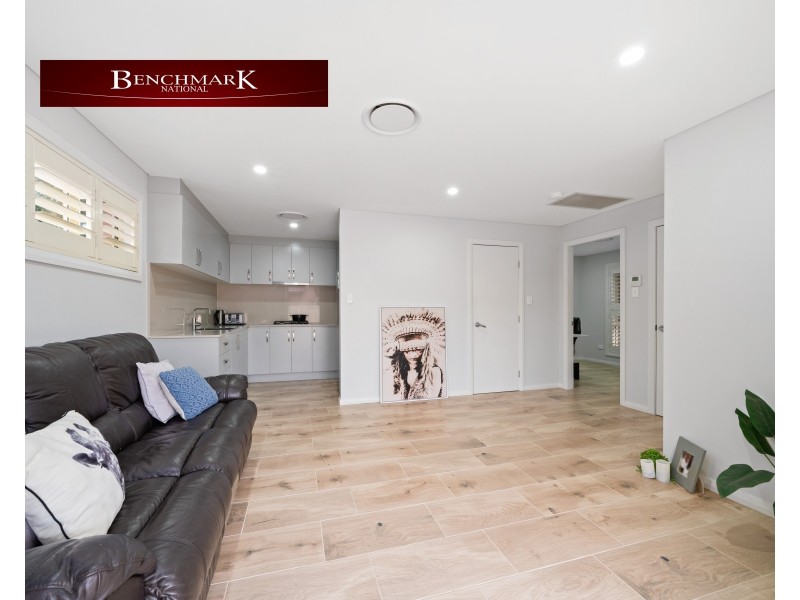 21 Baileyana Court, Wattle Grove NSW 2173