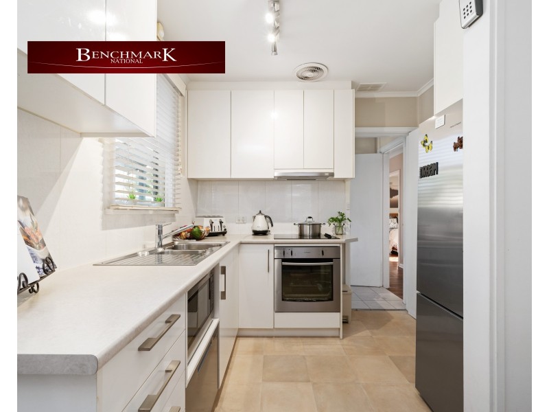 8 Bardia Pde, Holsworthy NSW 2173