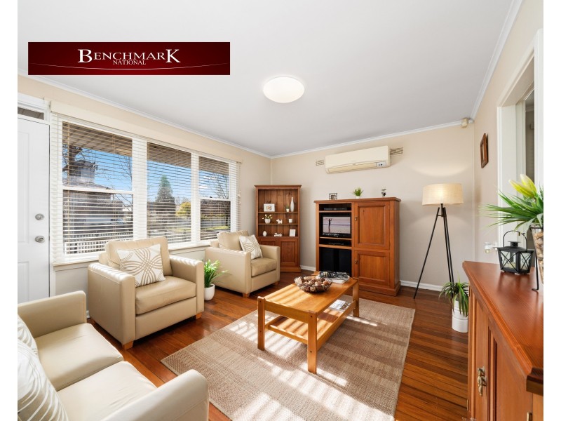 8 Bardia Pde, Holsworthy NSW 2173